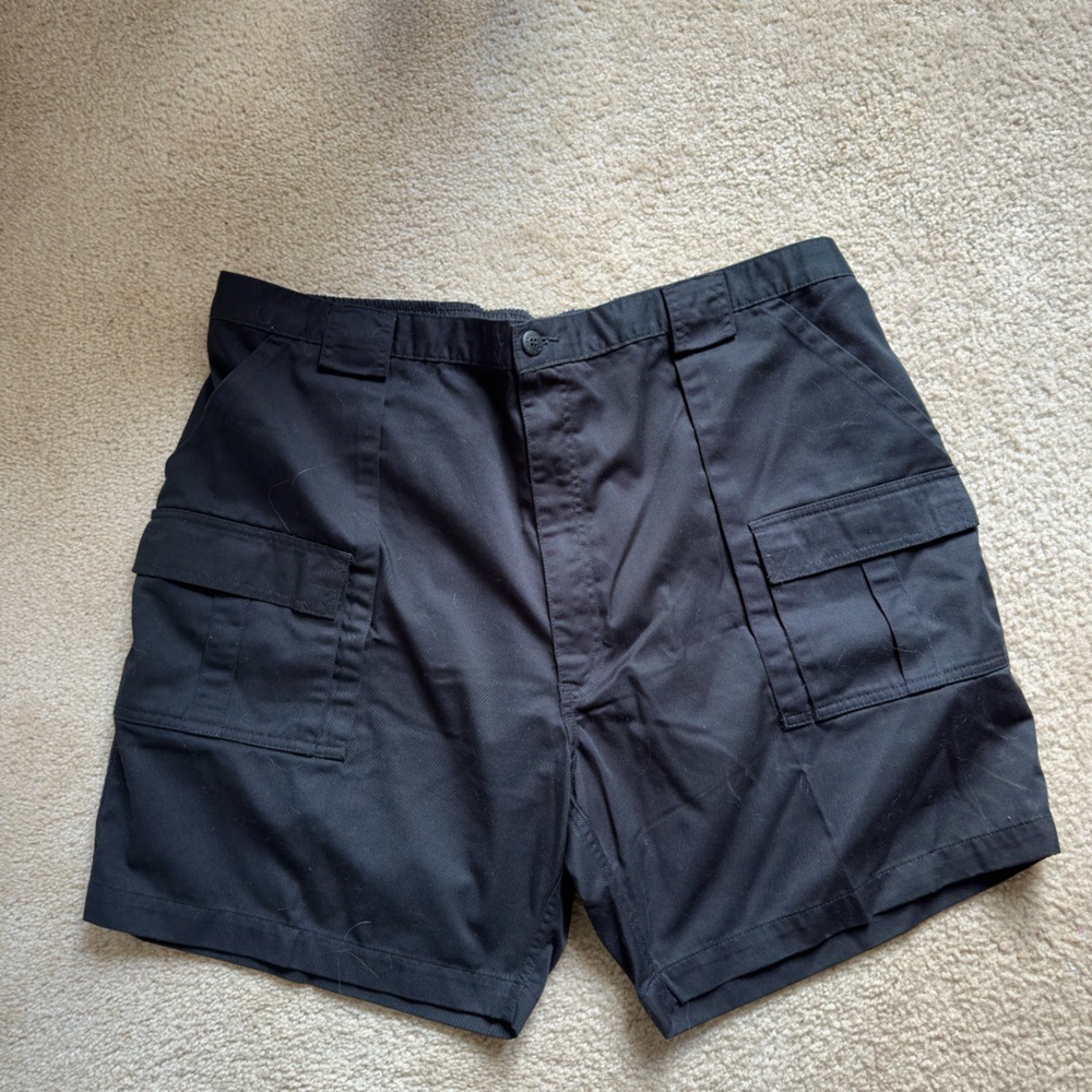Weekender Brand Sportswear Mens Cargo Shorts Black Size 46 B039810